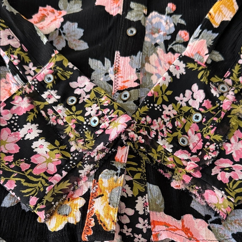 Free People Long Sleeve Button Down Black Floral Top Sz M - Picture 8 of 10